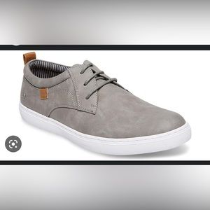 Steve Madden gray sneakers